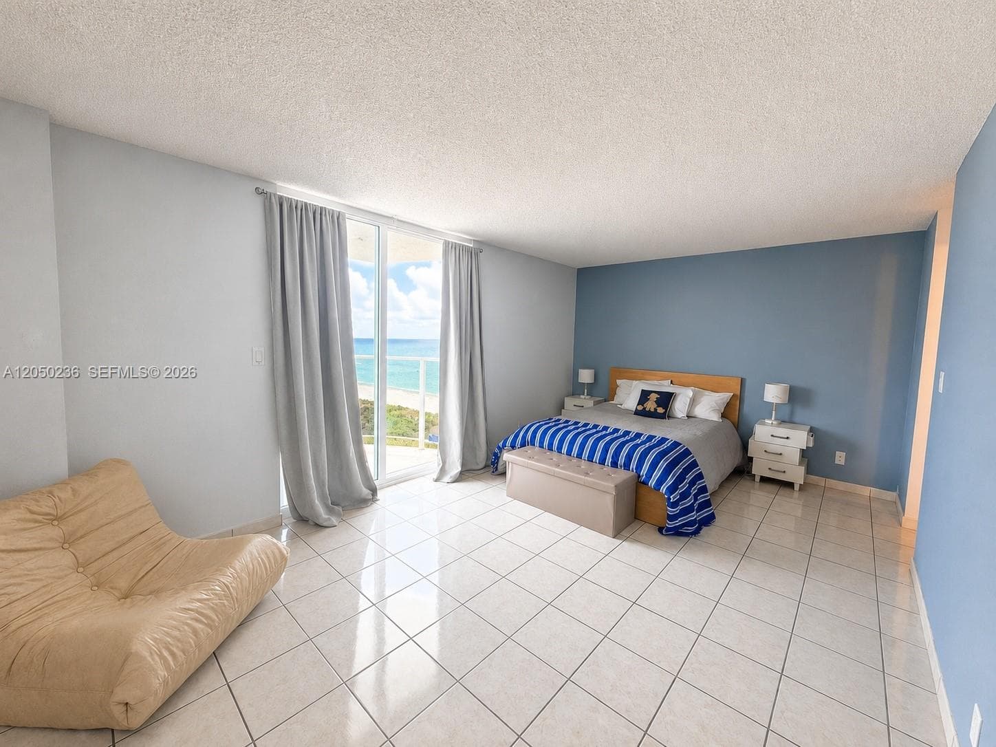 2401 Collins Ave 1612 photo 8