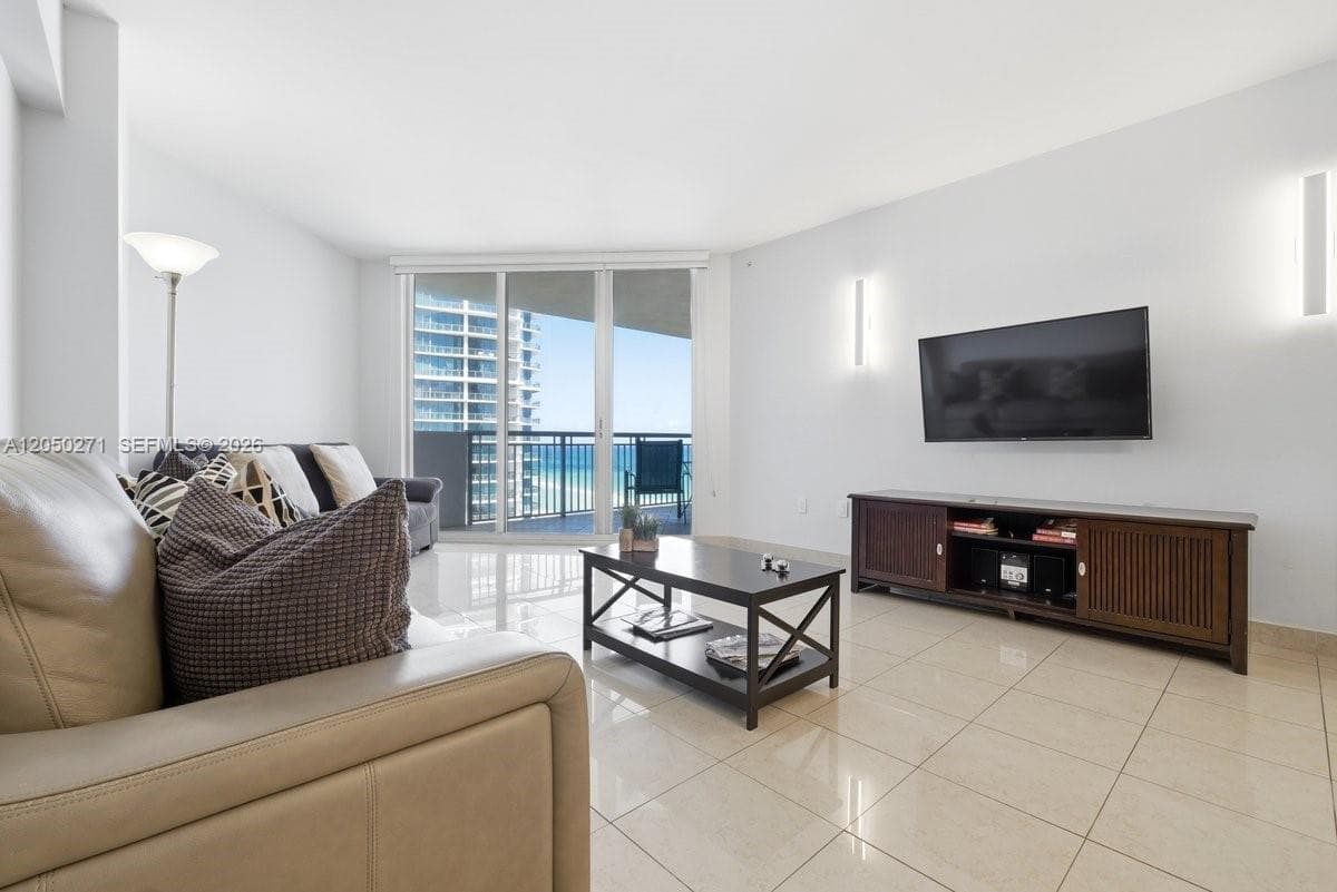 17375 Collins Ave 1506 photo 16