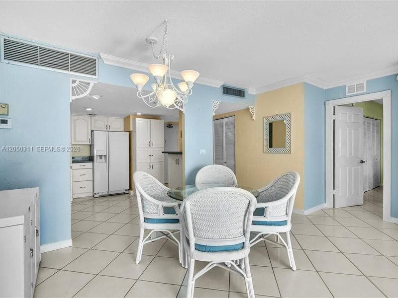 9273 Collins Ave 1010 photo 19