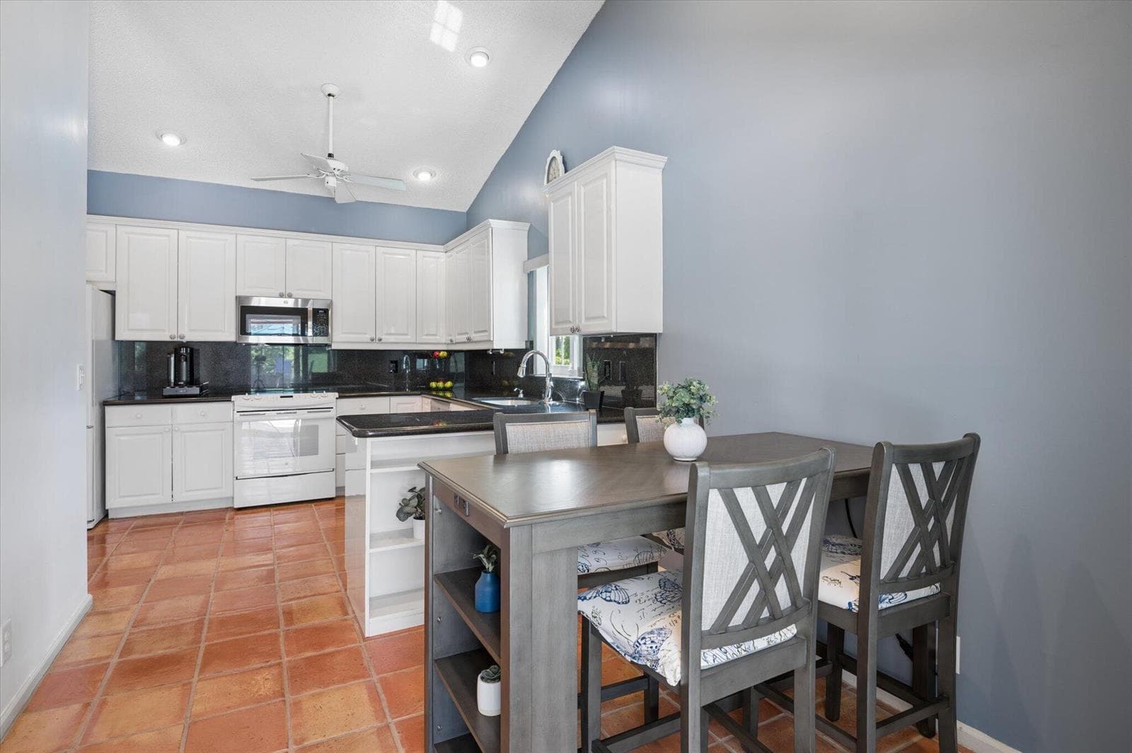 10080 Canoe Brook Circle photo 10