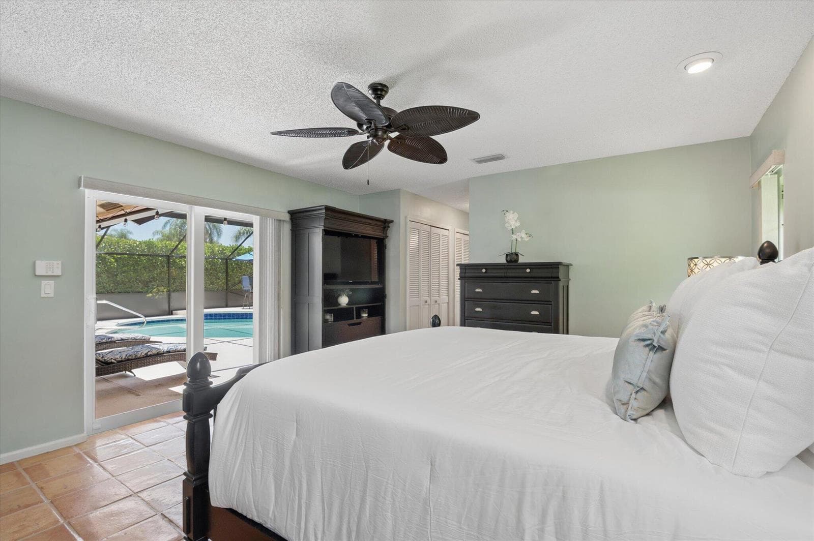 10080 Canoe Brook Circle photo 14