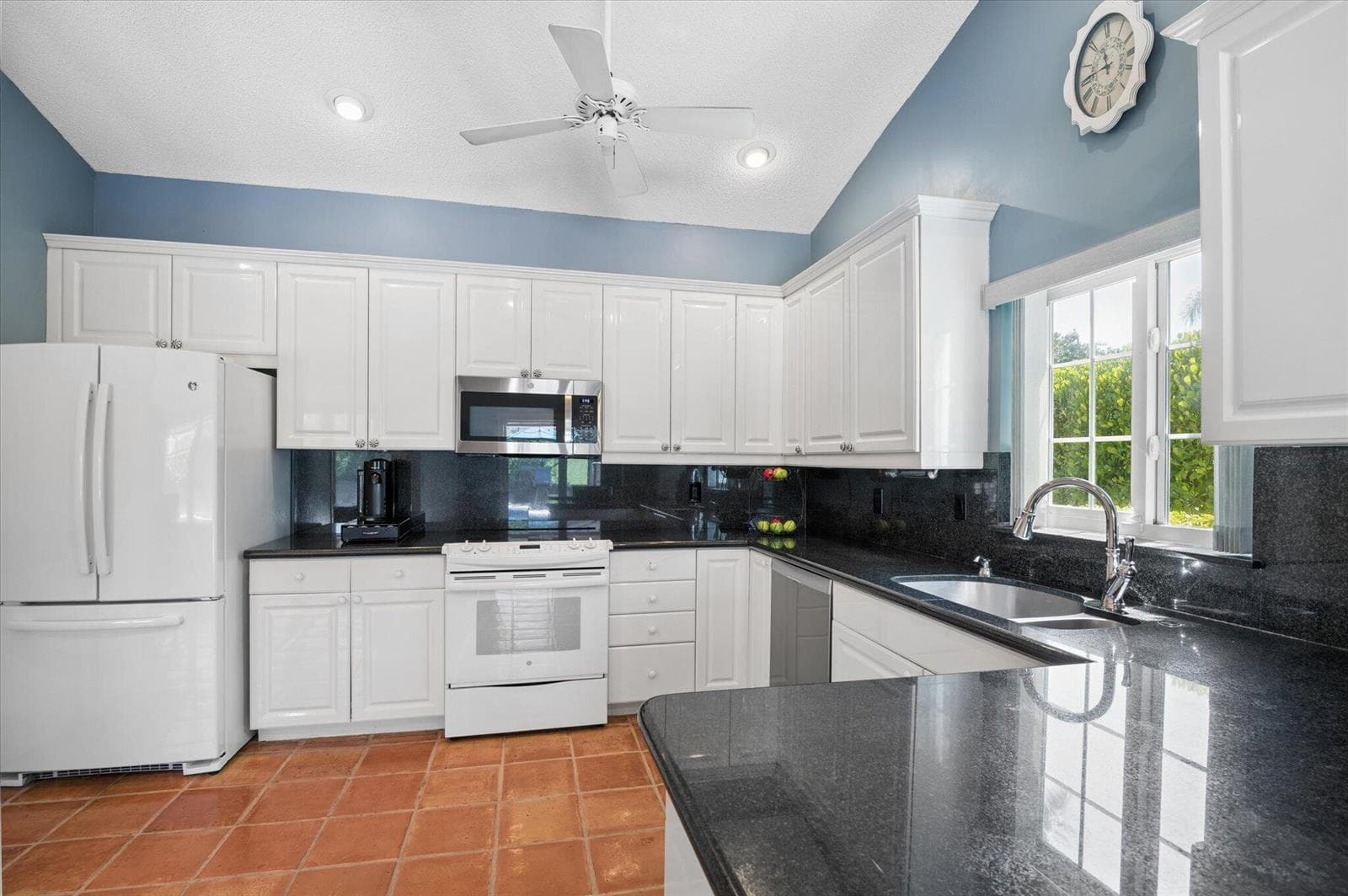 10080 Canoe Brook Circle photo 8