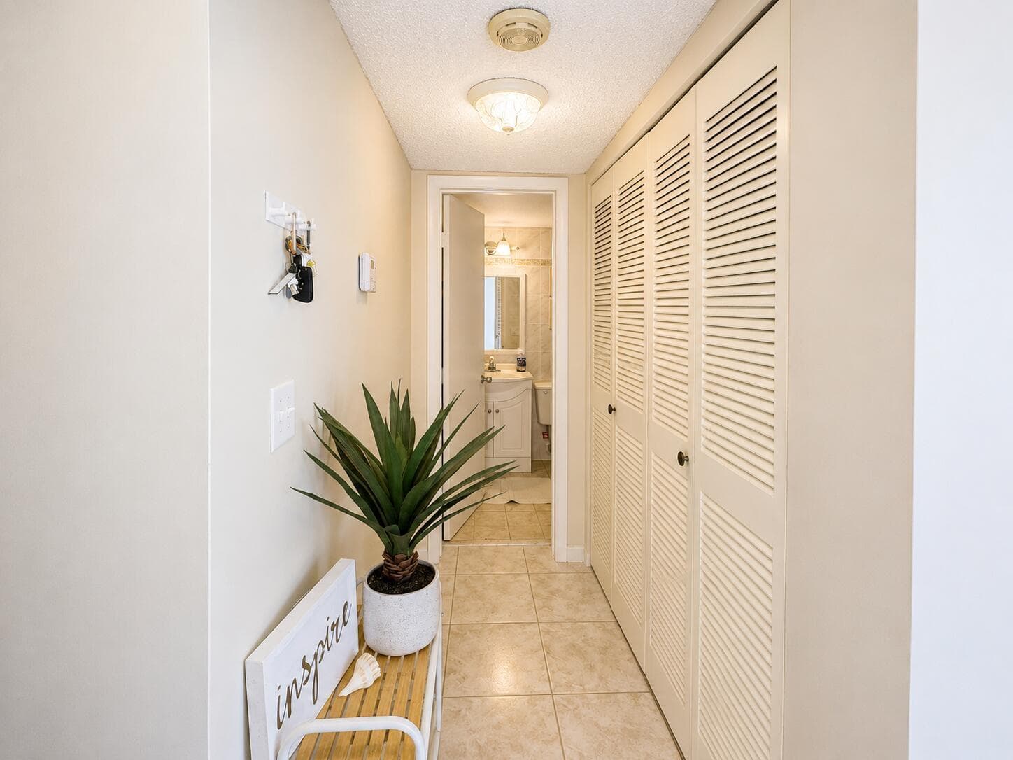 1391 S Ocean Boulevard 807 photo 17