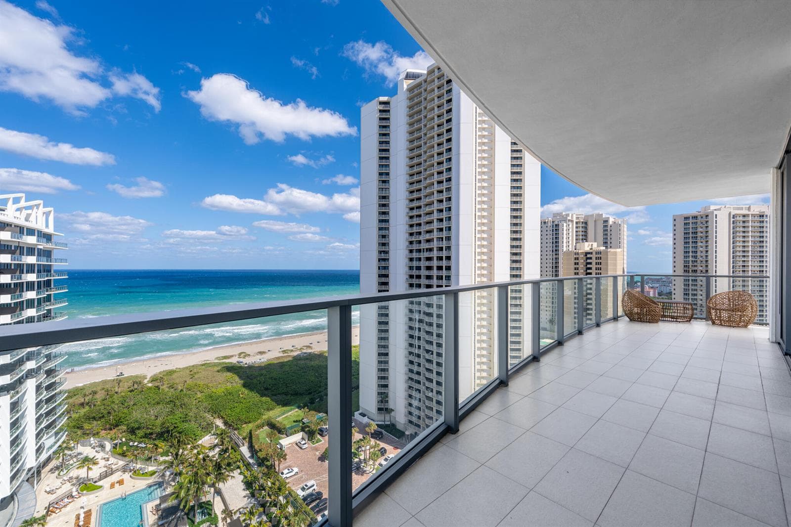 3100 N Ocean Drive 1805p photo 7