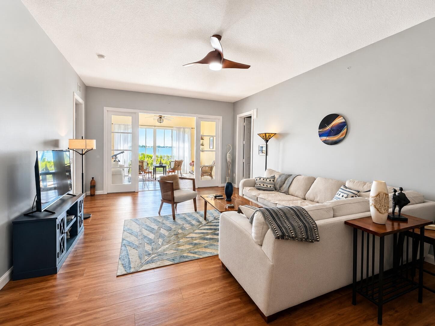 21 Harbour Isle Drive W 105 photo 6
