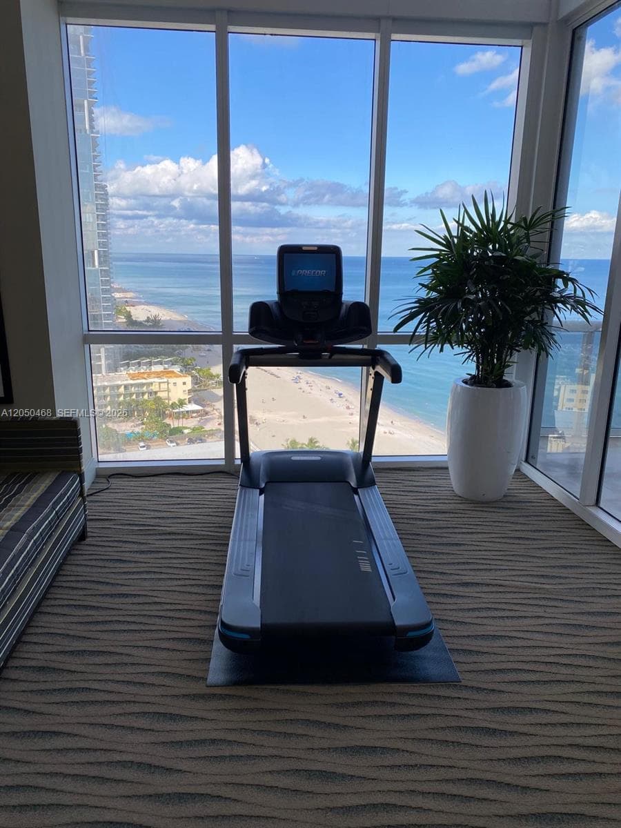 18201 Collins Ave 901A photo 11