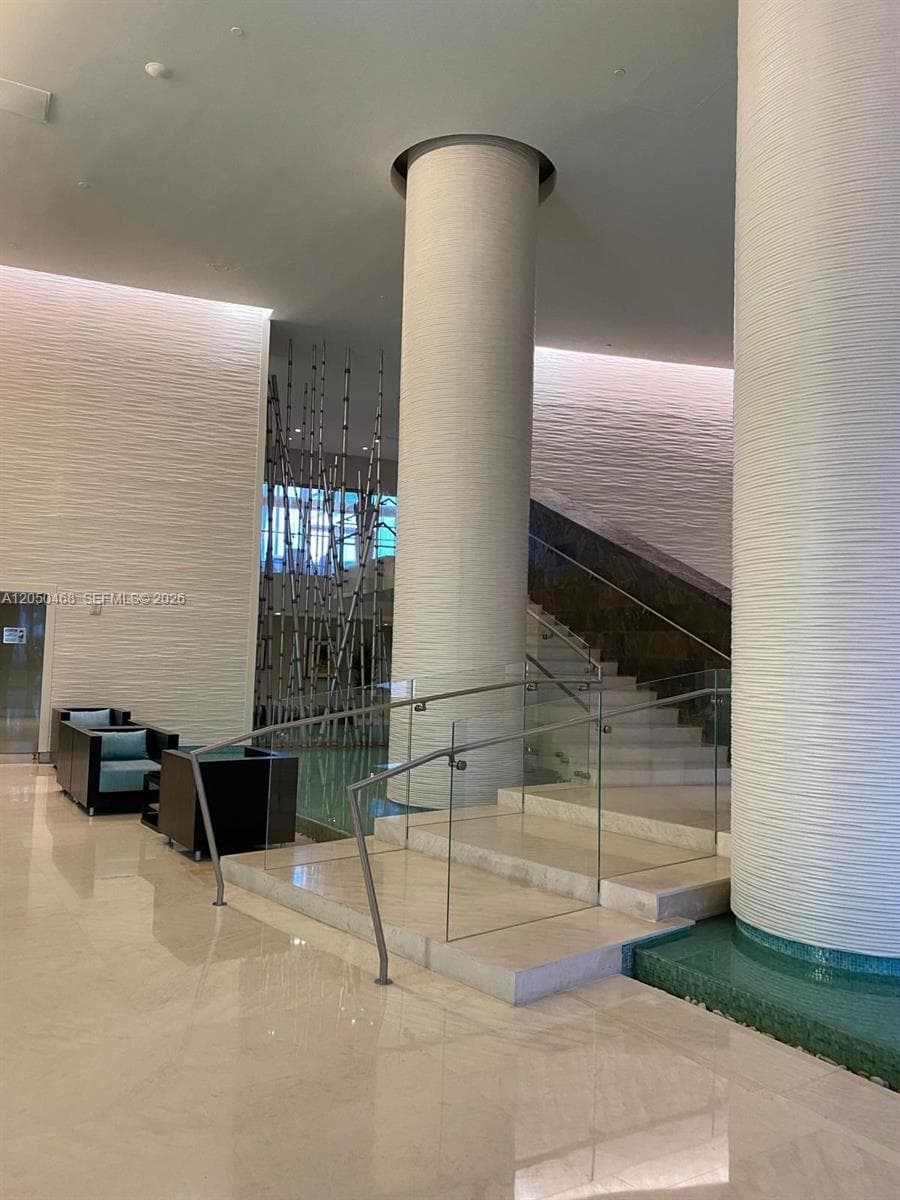 18201 Collins Ave 901A photo 21