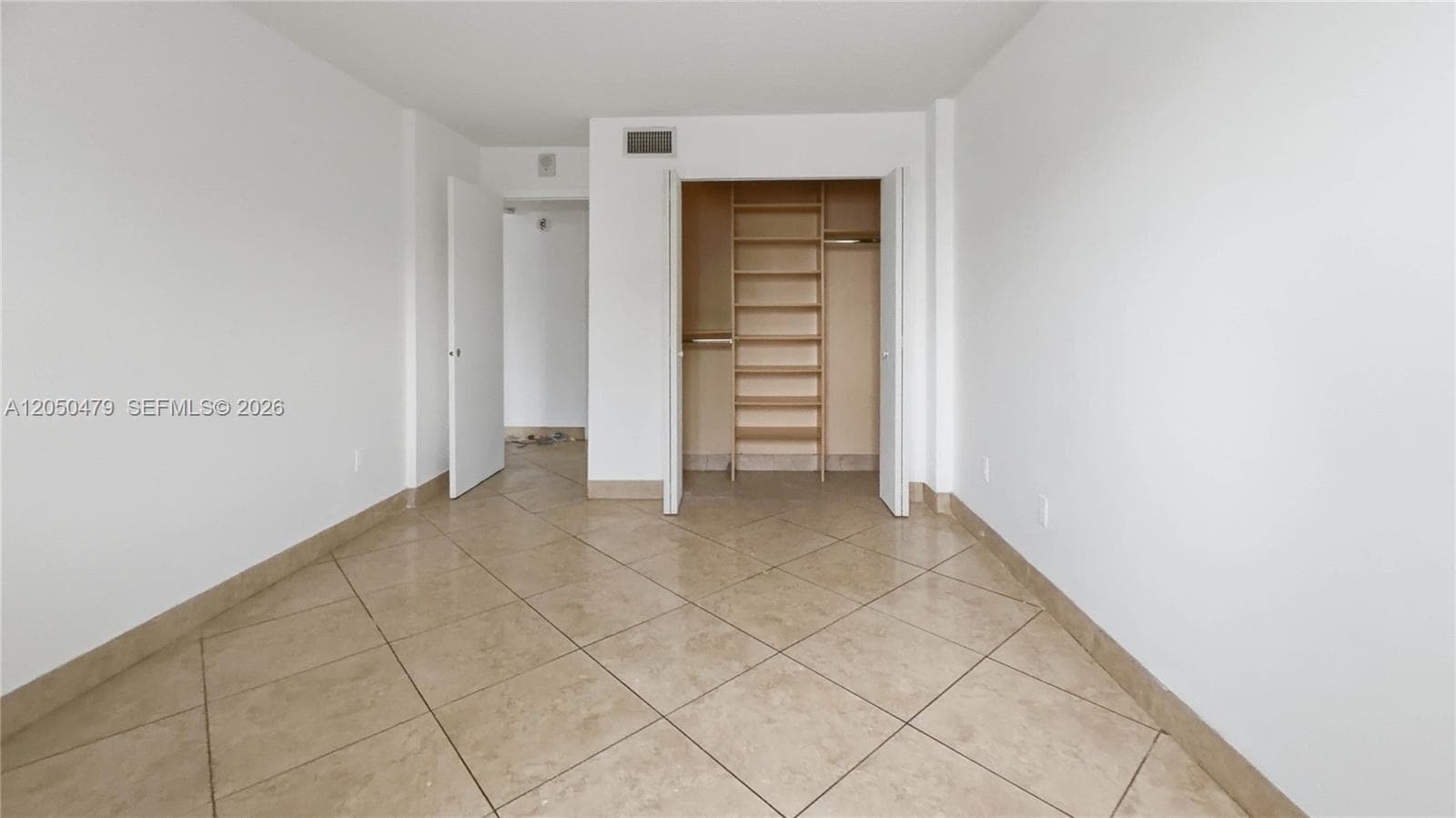 16450 Miami Dr 103 photo 7