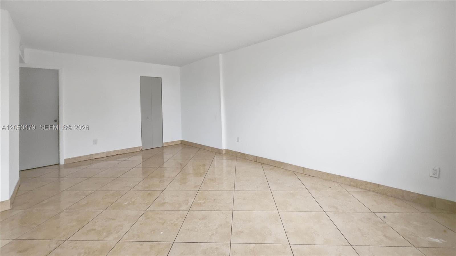 16450 Miami Dr 103 photo 11