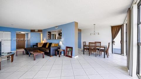 200 E Leslie Dr 722 photo 14