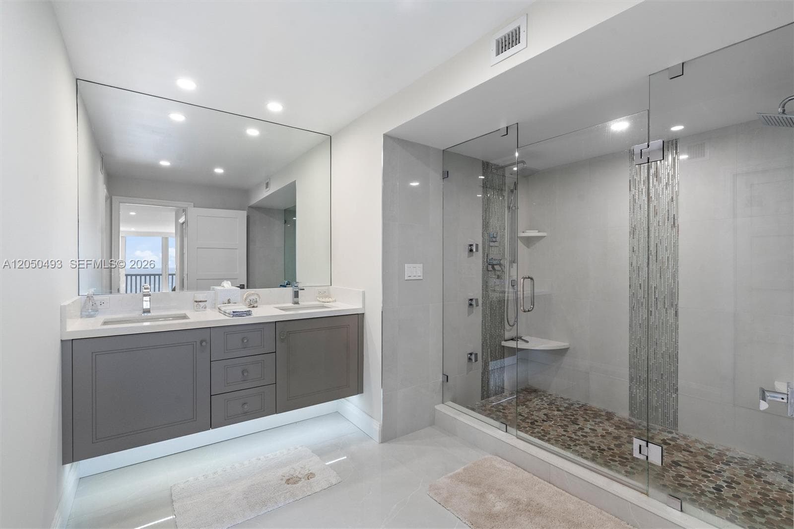 2200 S Ocean Ln 2804 photo 18