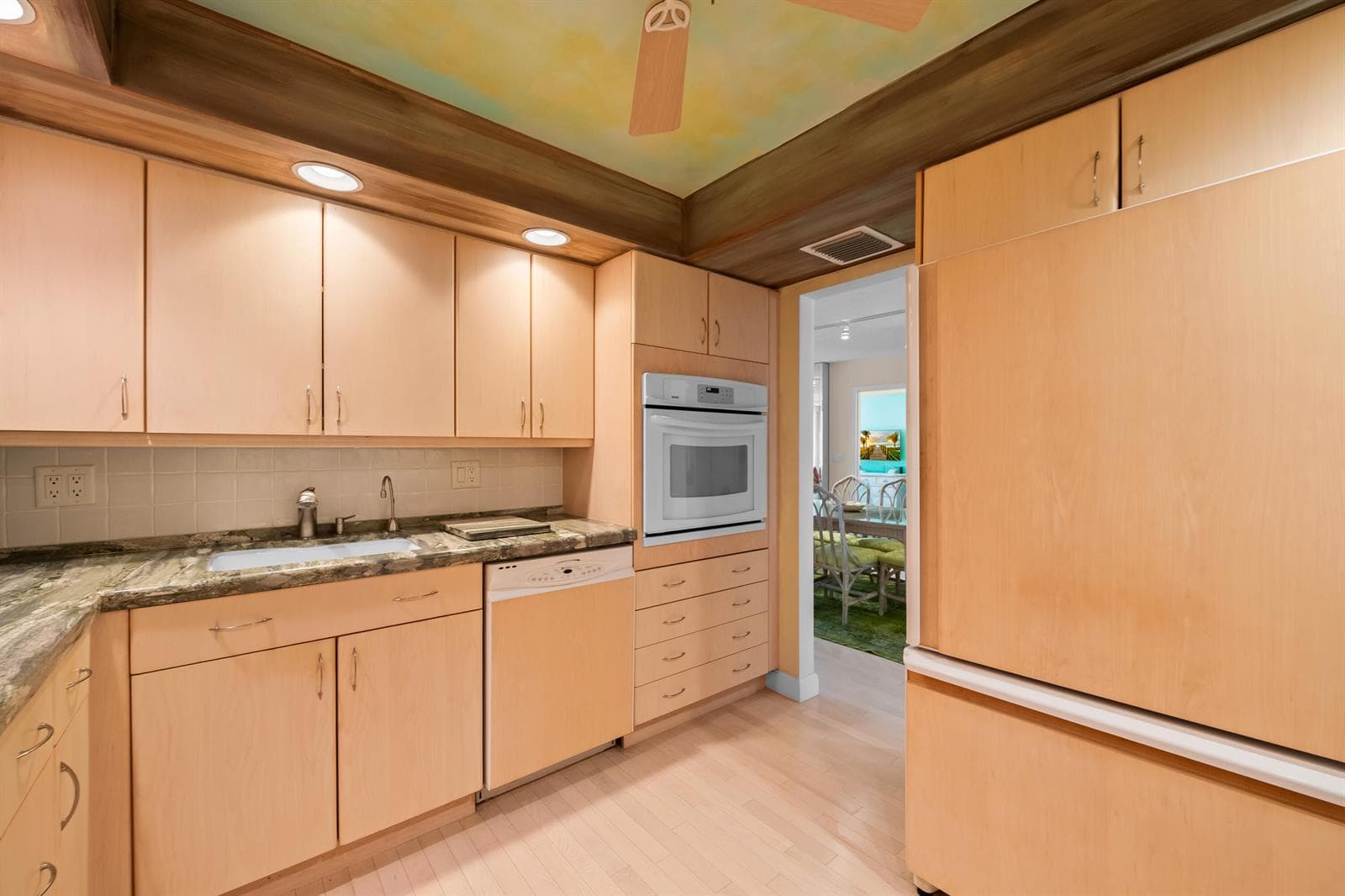 3546 S Ocean Boulevard 716 photo 5