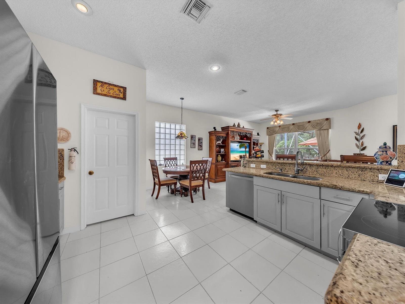 6029 NW 74th Street photo 19