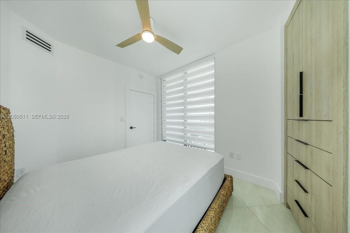 350 S Miami Ave 2314 photo 12