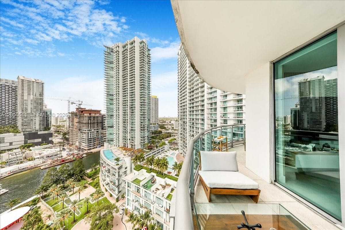 350 S Miami Ave 2314 photo 15