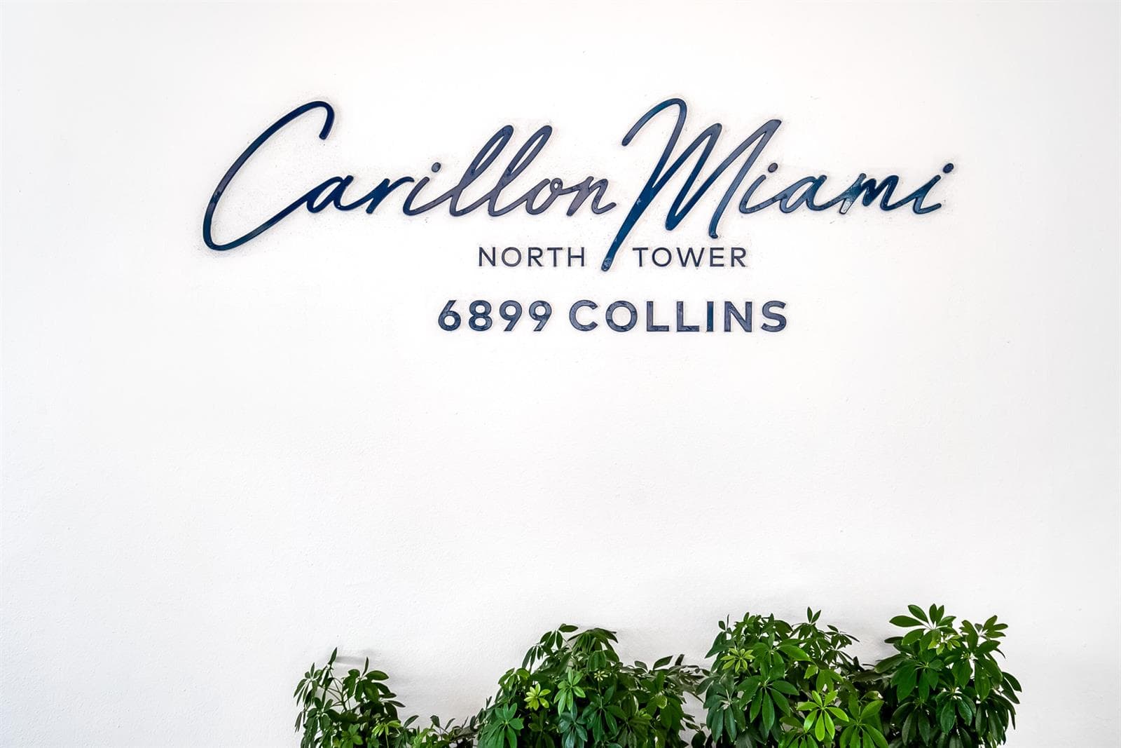 6899 Collins Avenue 1409 photo 3