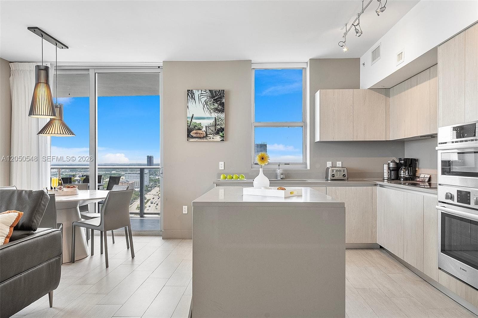 4010 S Ocean Dr R1508 photo 3