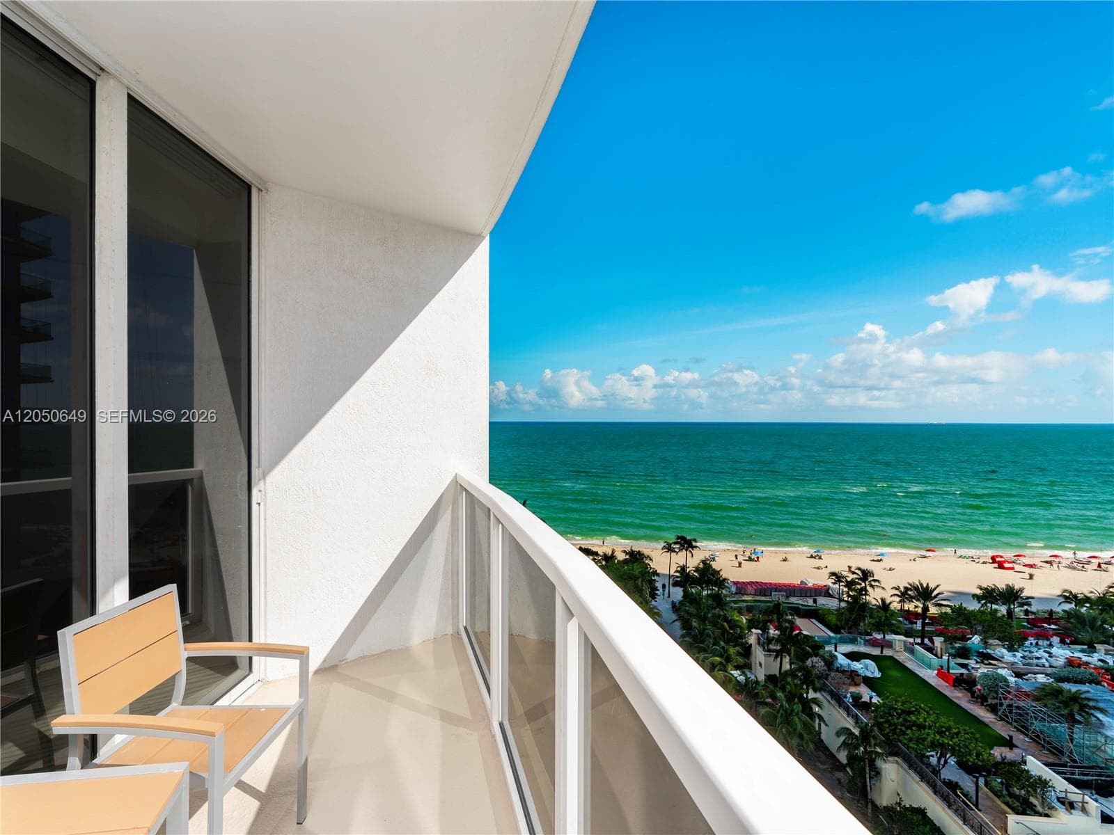 18001 Collins Ave 1814 photo 3