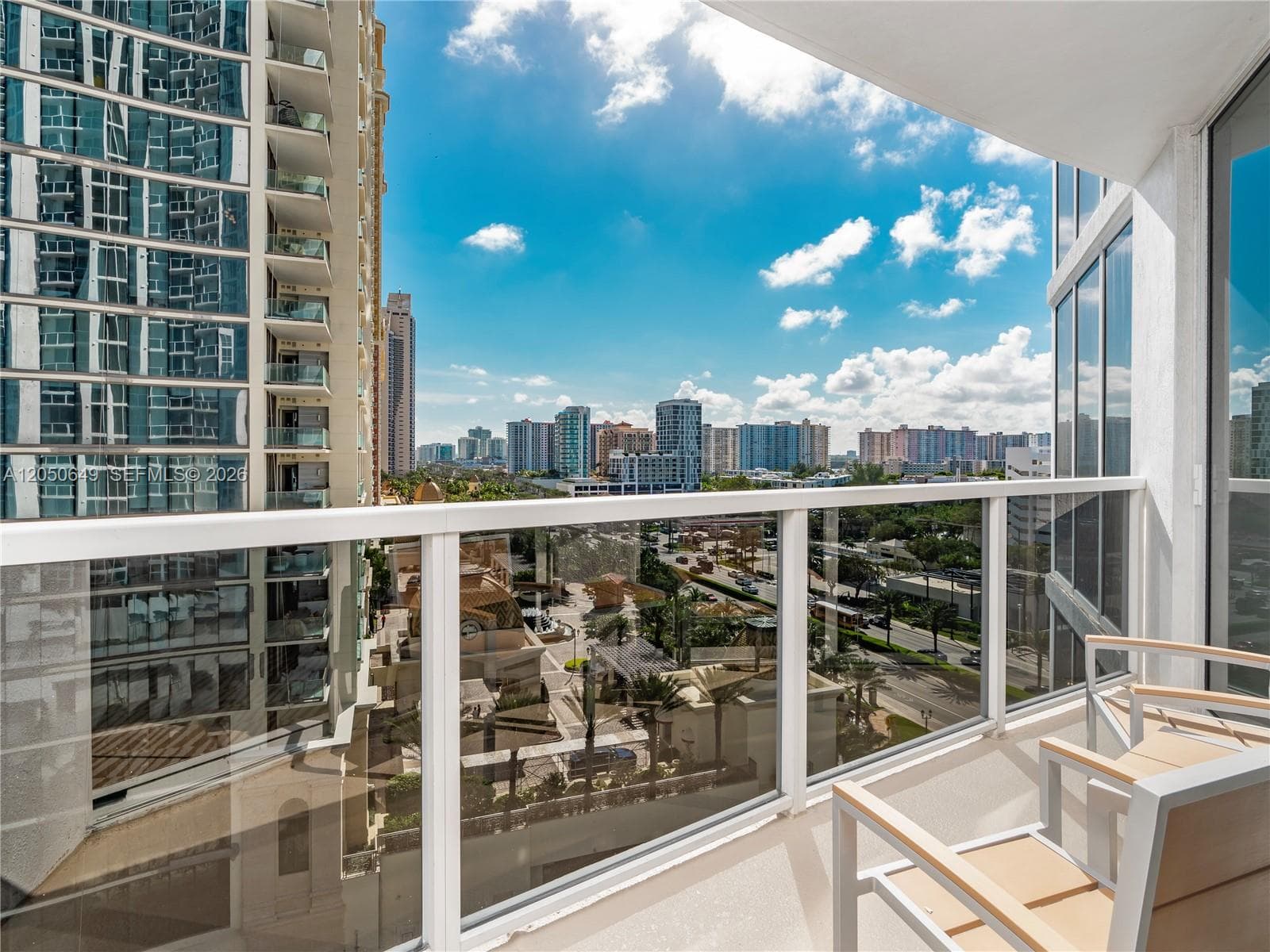 18001 Collins Ave 1814 photo 5