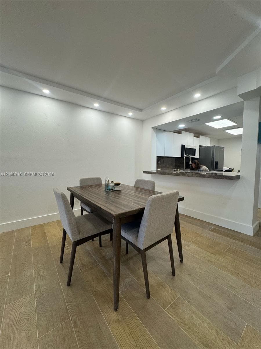 10044 S Ocean Dr 105 photo 6