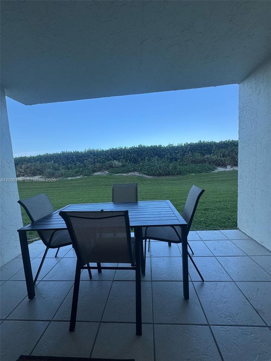 10044 S Ocean Dr 105 photo 17