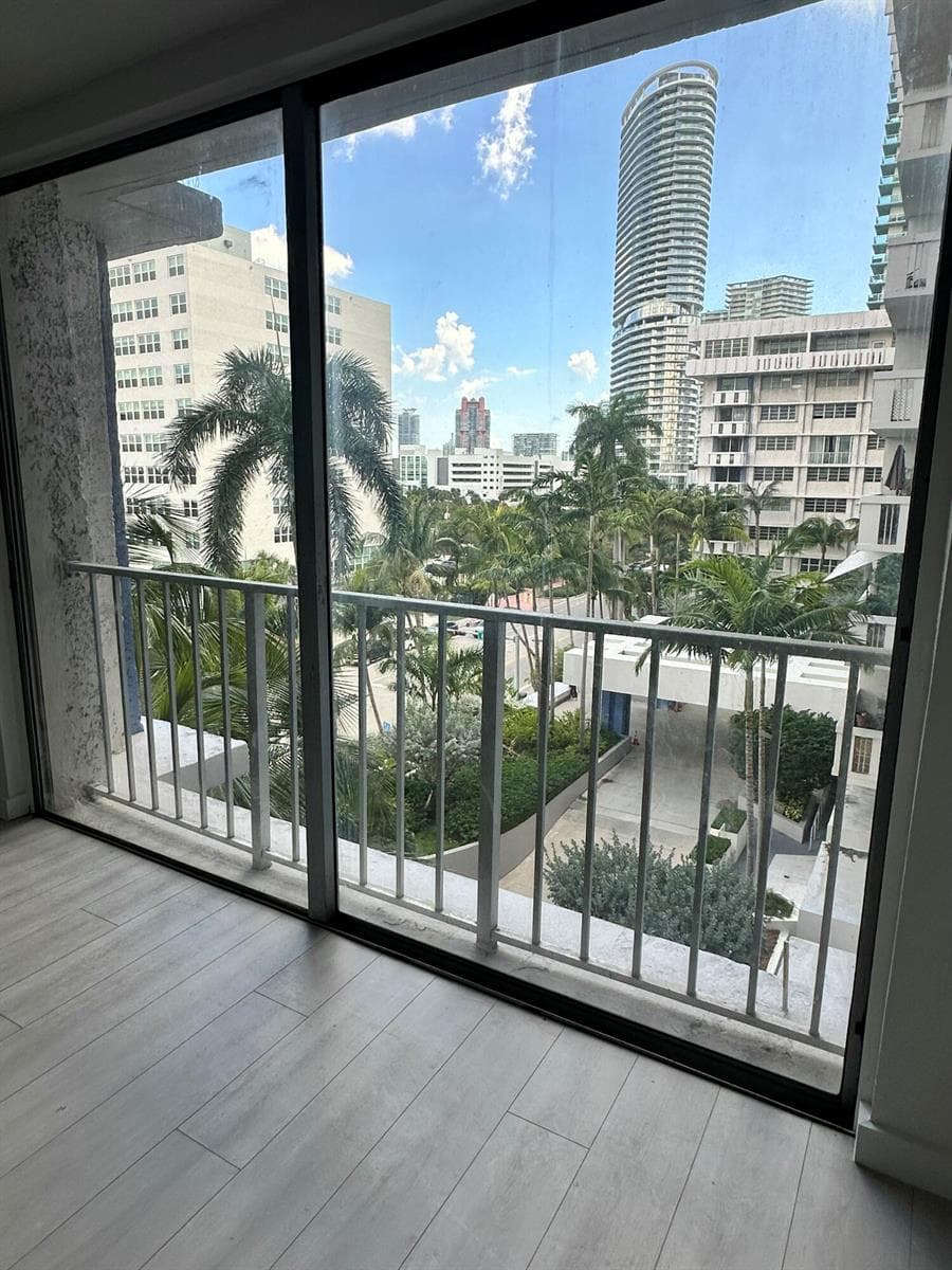 800 West Avenue 637 photo 9