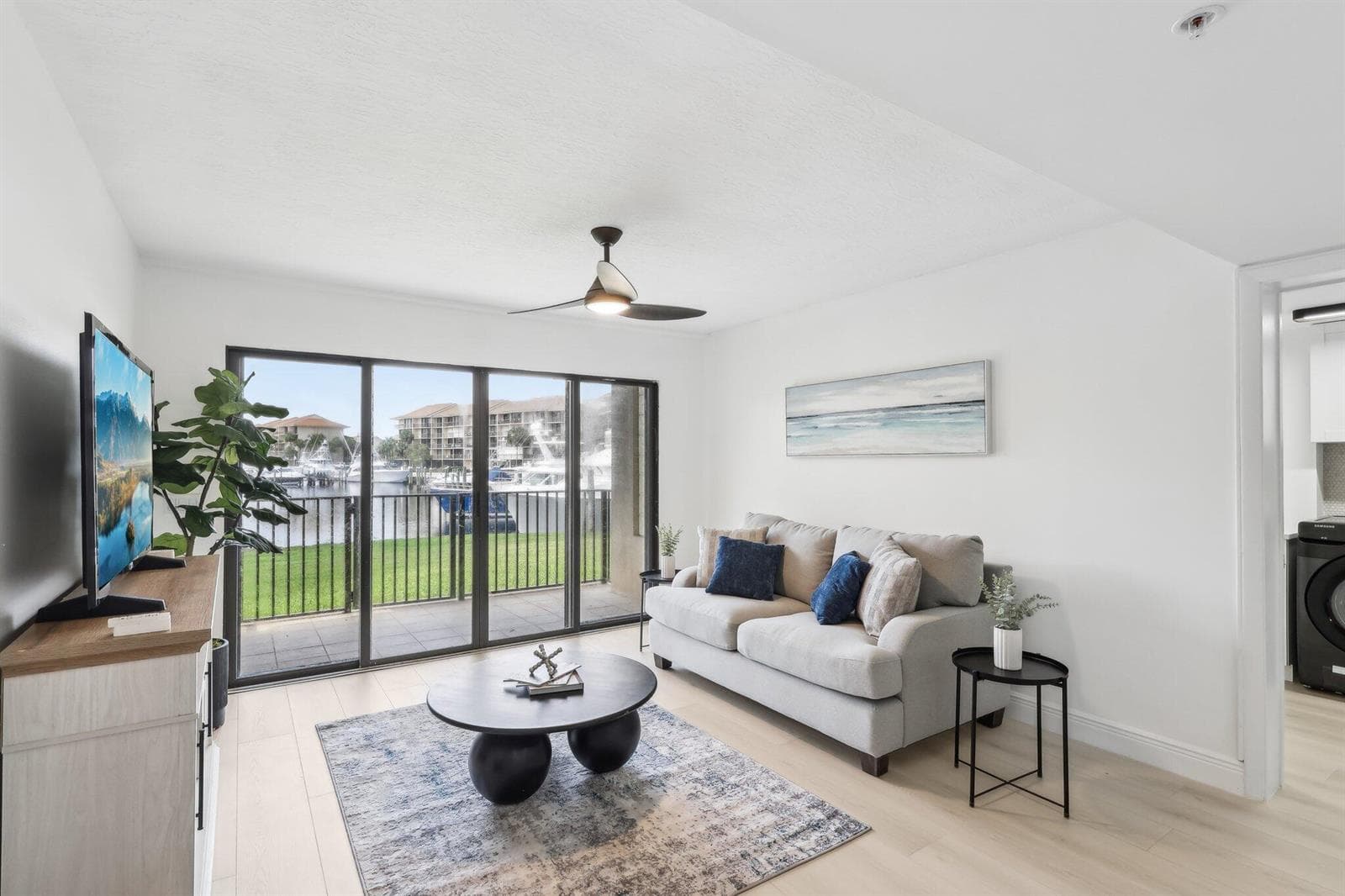 1601 Marina Isle Way 101 photo 2