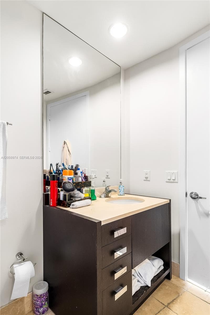 18201 Collins Ave 3408 photo 23