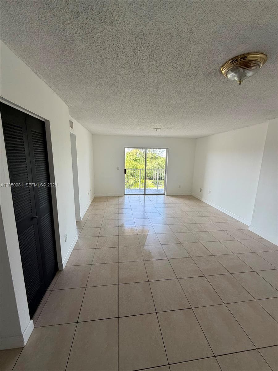 8200 SW 210th St 303 photo 1