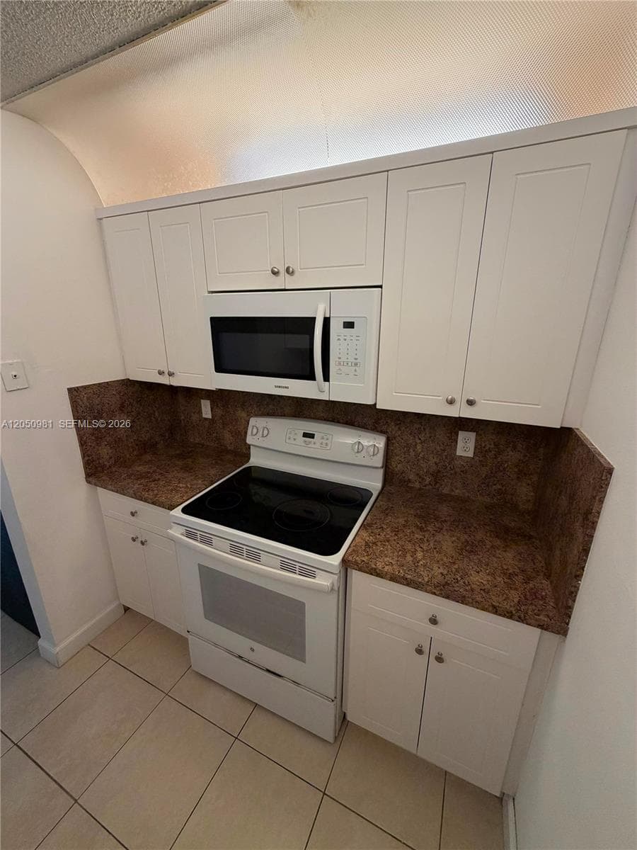 8200 SW 210th St 303 photo 10