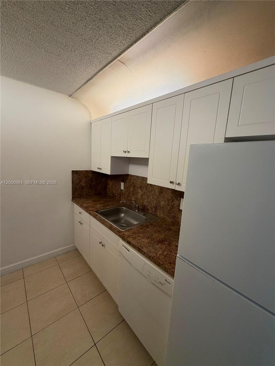 8200 SW 210th St 303 photo 8