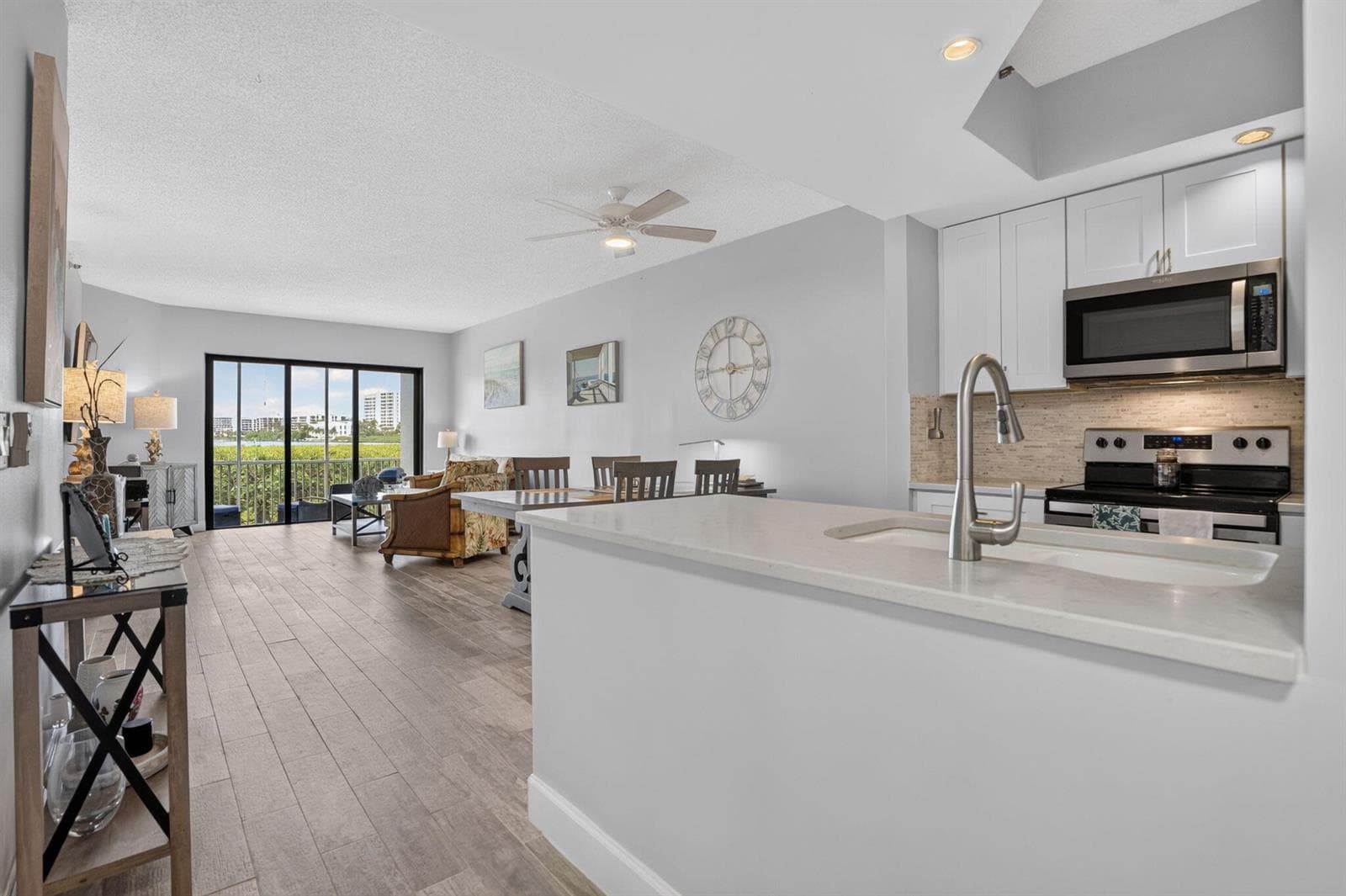 200 Waterway Road 104 photo 3