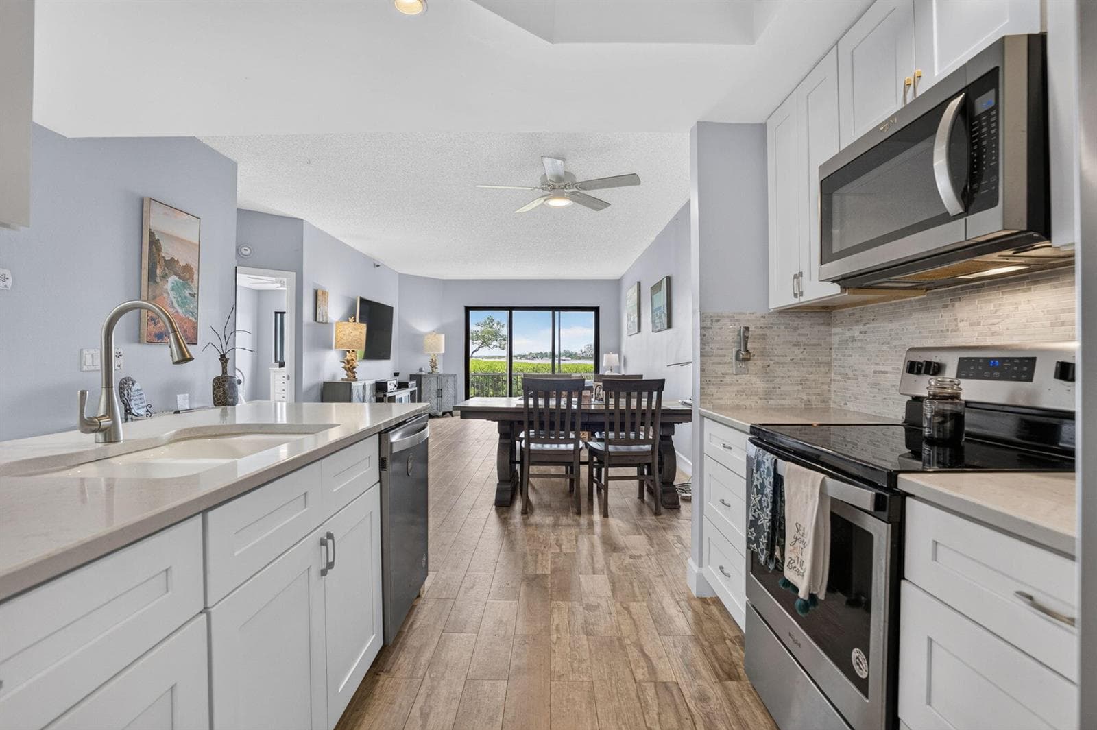 200 Waterway Road 104 photo 4