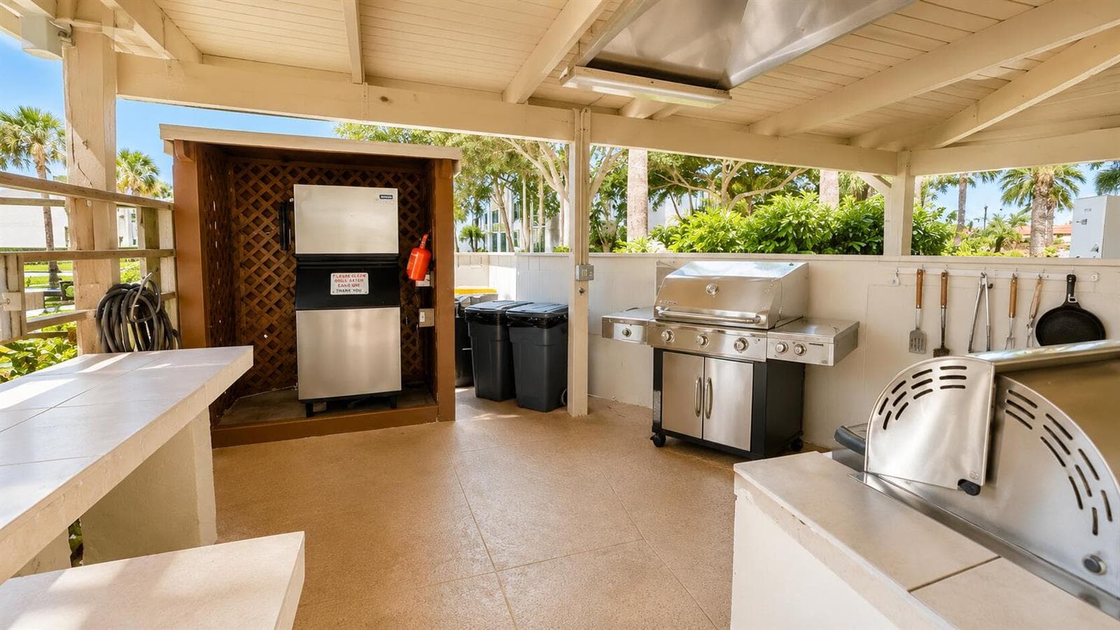 1950 SW Palm City Road 10106 photo 21