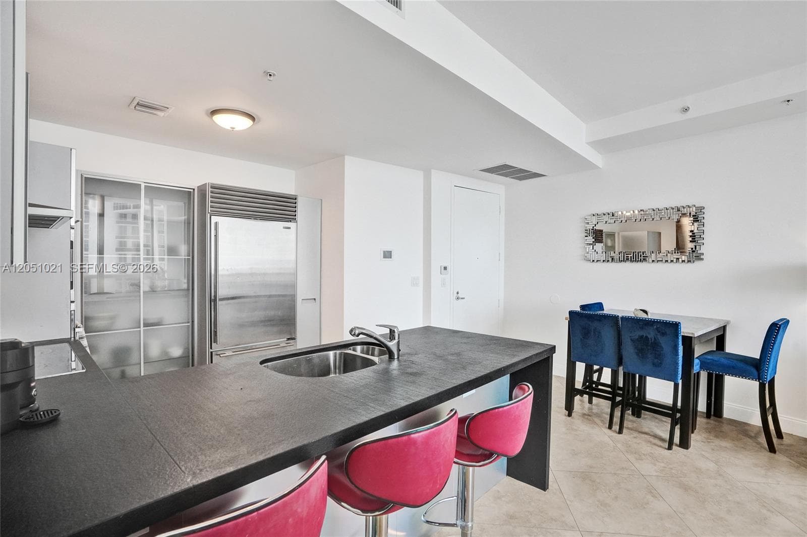 18201 Collins Ave 4705 photo 3