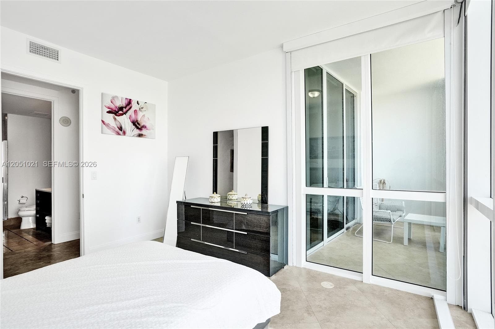 18201 Collins Ave 4705 photo 19