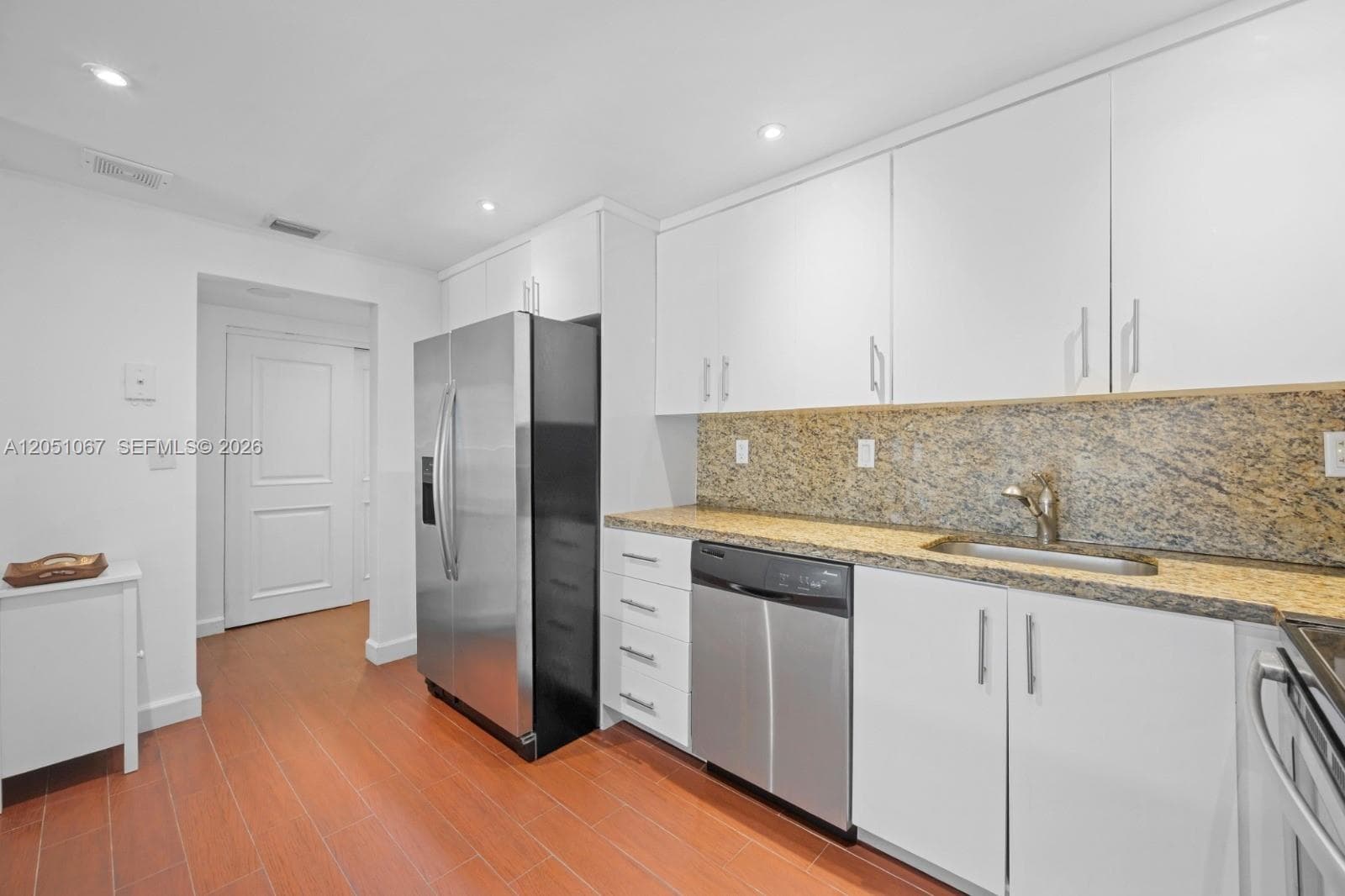 19380 Collins Ave 1211 photo 10