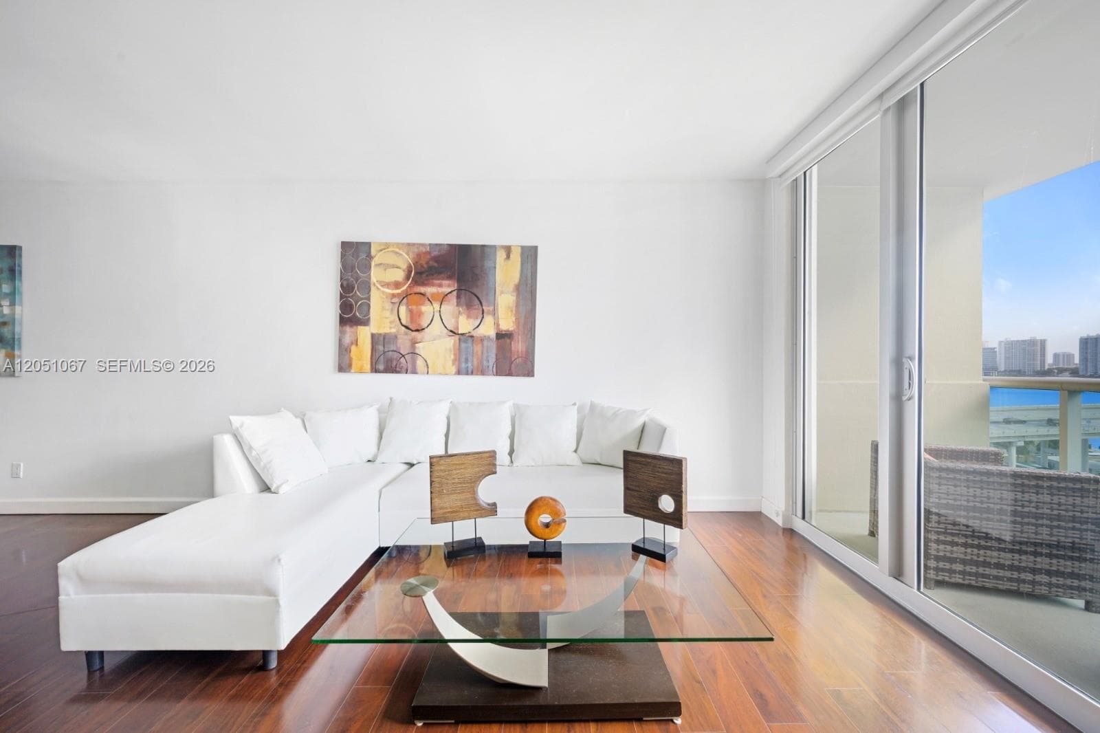 19380 Collins Ave 1211 photo 4