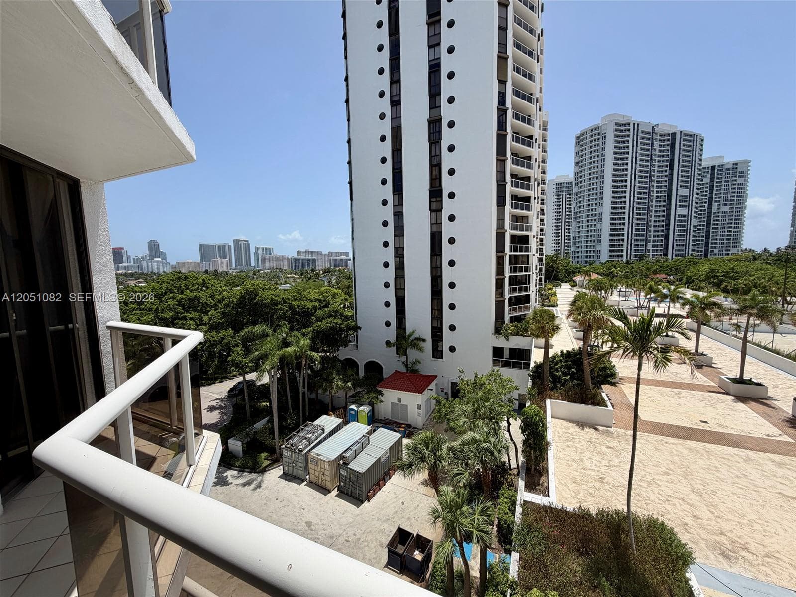 3610 Yacht Club Dr 602 photo 16