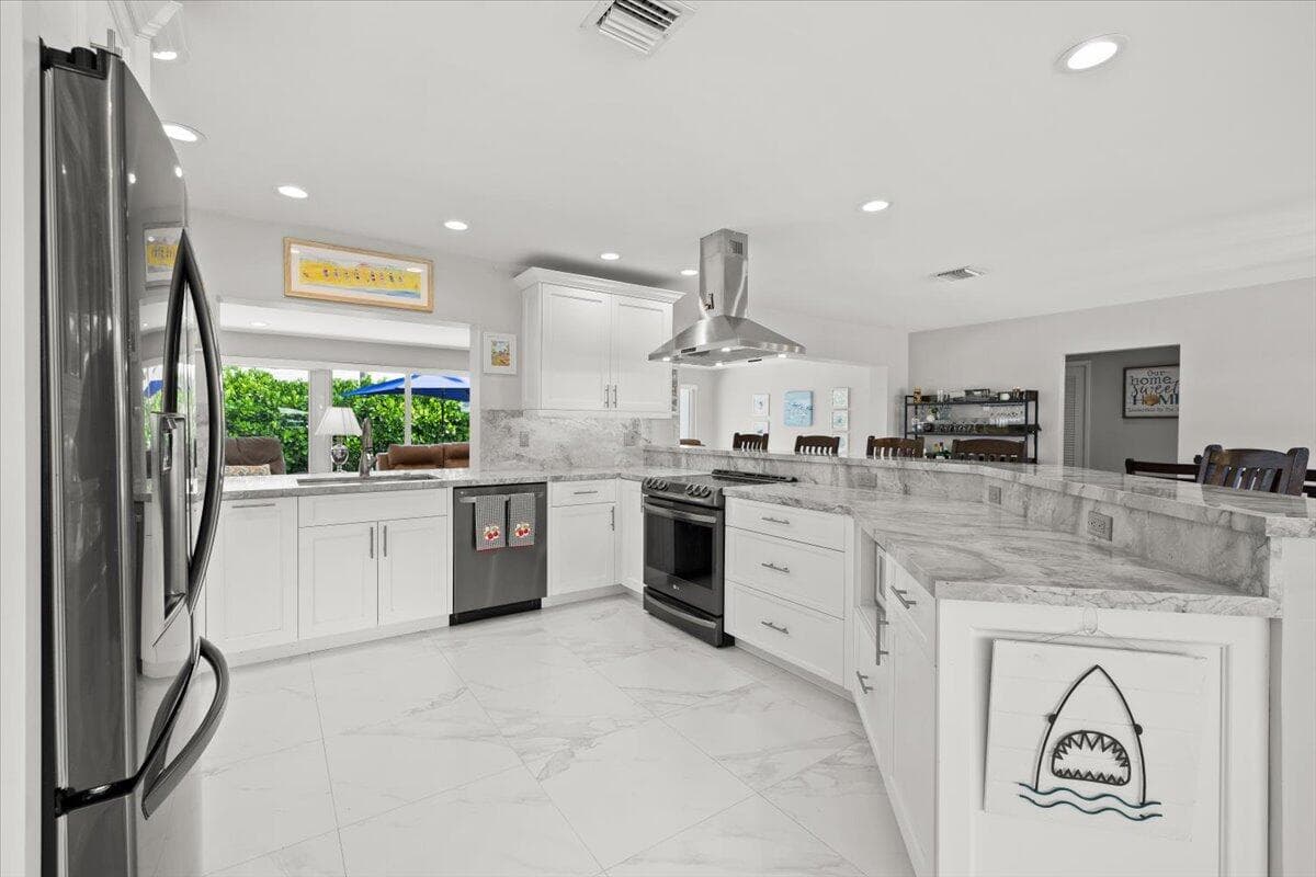 1431 S Ocean Boulevard 68 photo 2