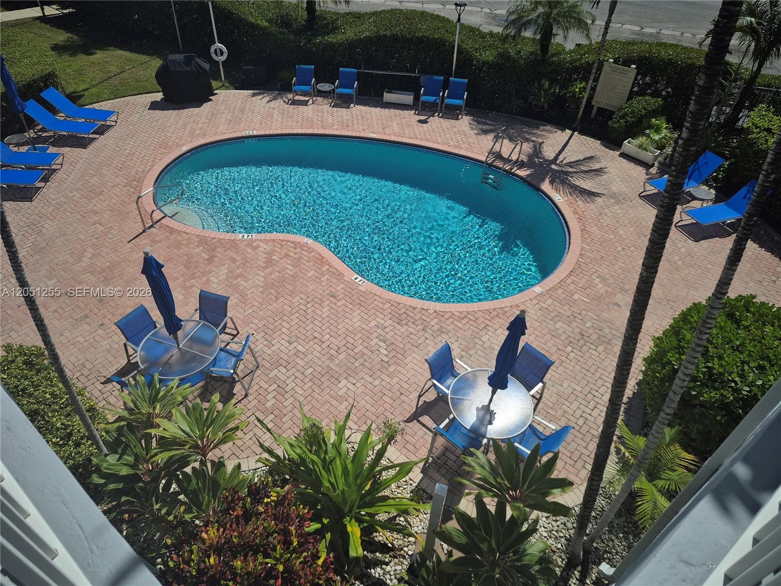 535 Hendricks Isle Apt 306 photo 17