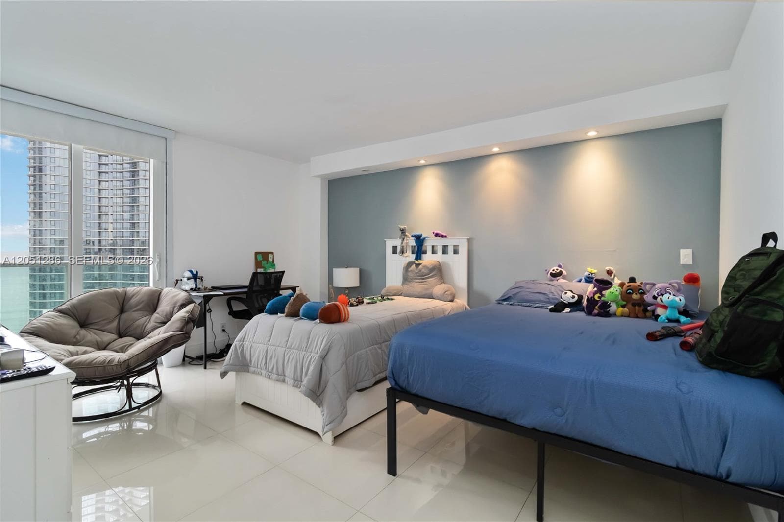 100 Bayview Dr 2014 photo 10