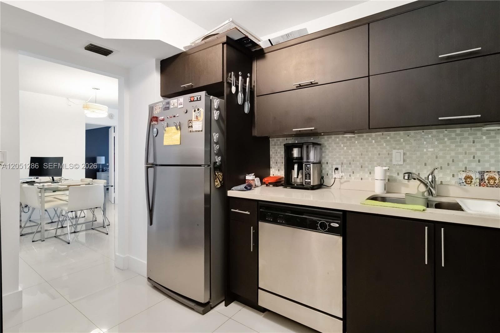 100 Bayview Dr 2014 photo 14