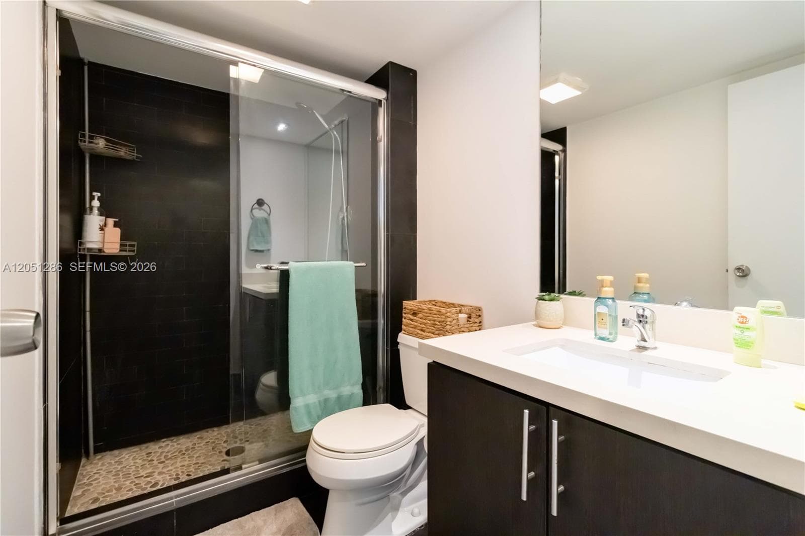 100 Bayview Dr 2014 photo 21