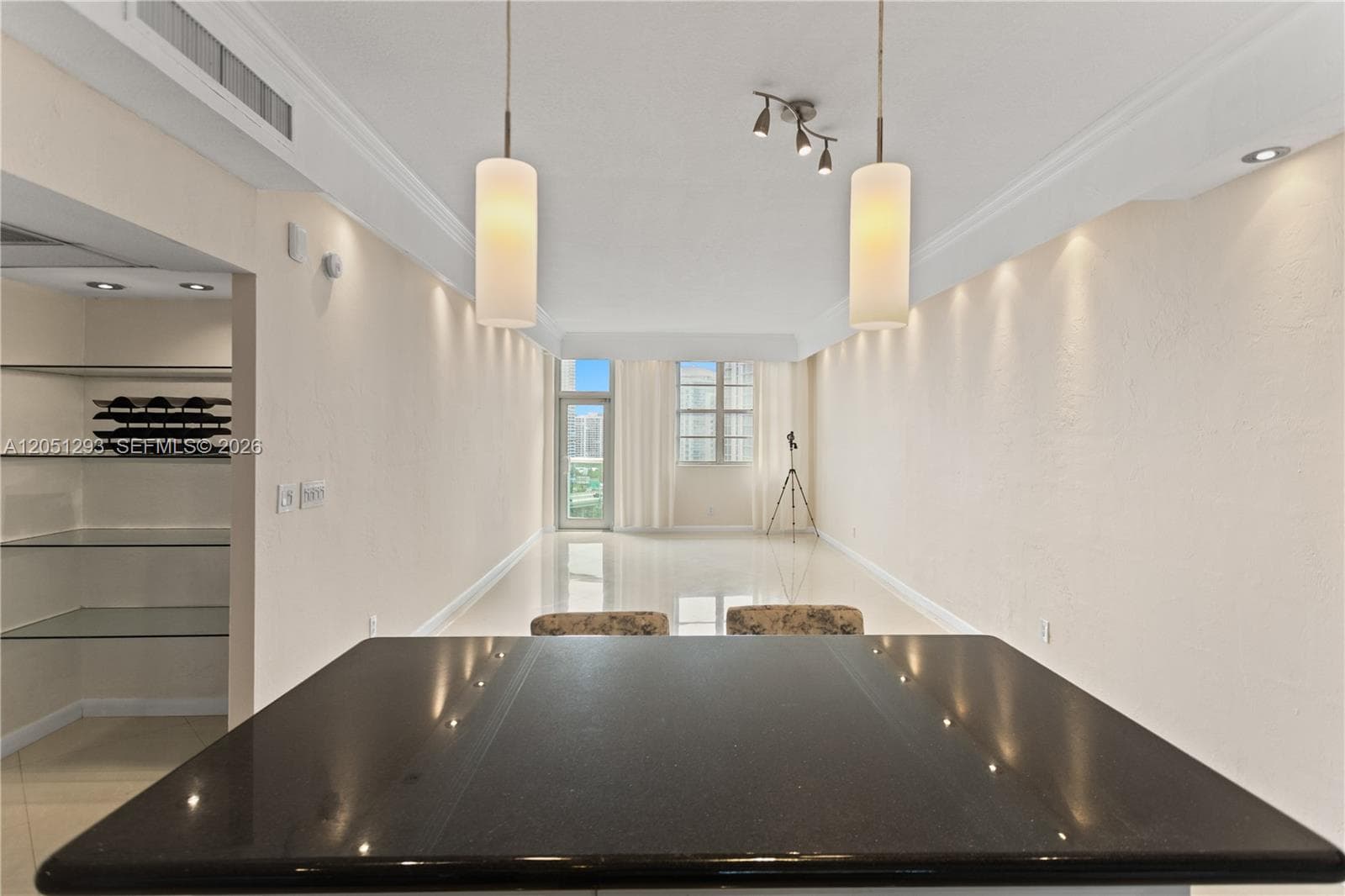 19390 Collins Ave PH-17 photo 2