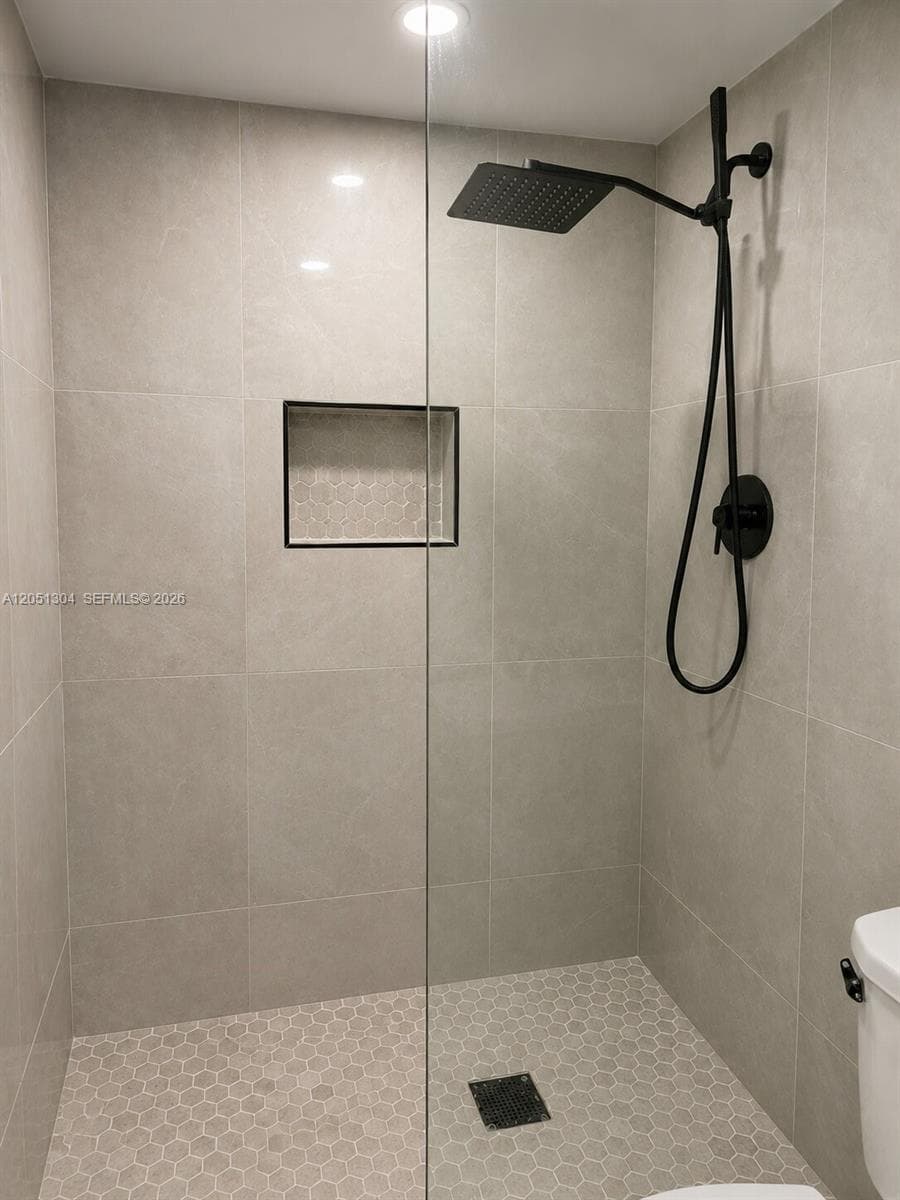 20505 E Country Club Dr 537 photo 22