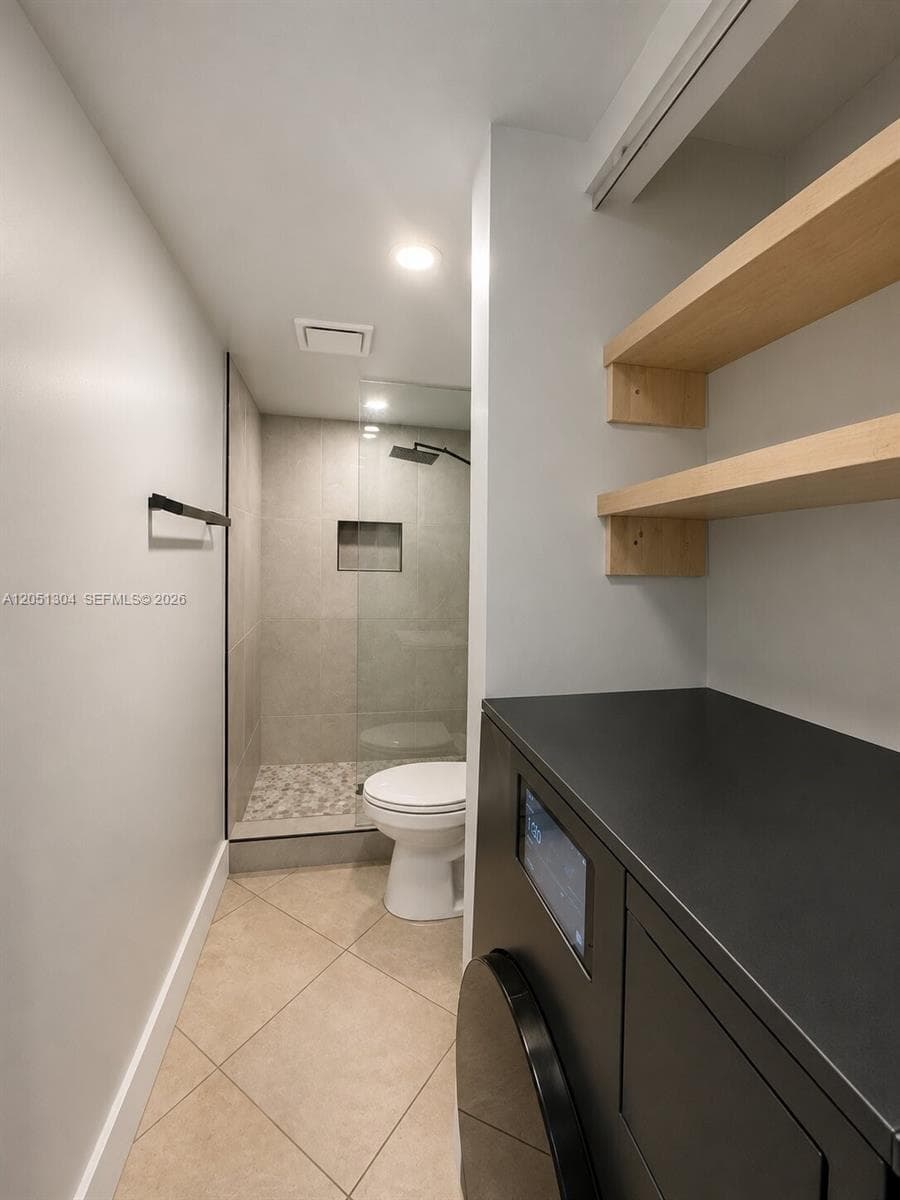 20505 E Country Club Dr 537 photo 21