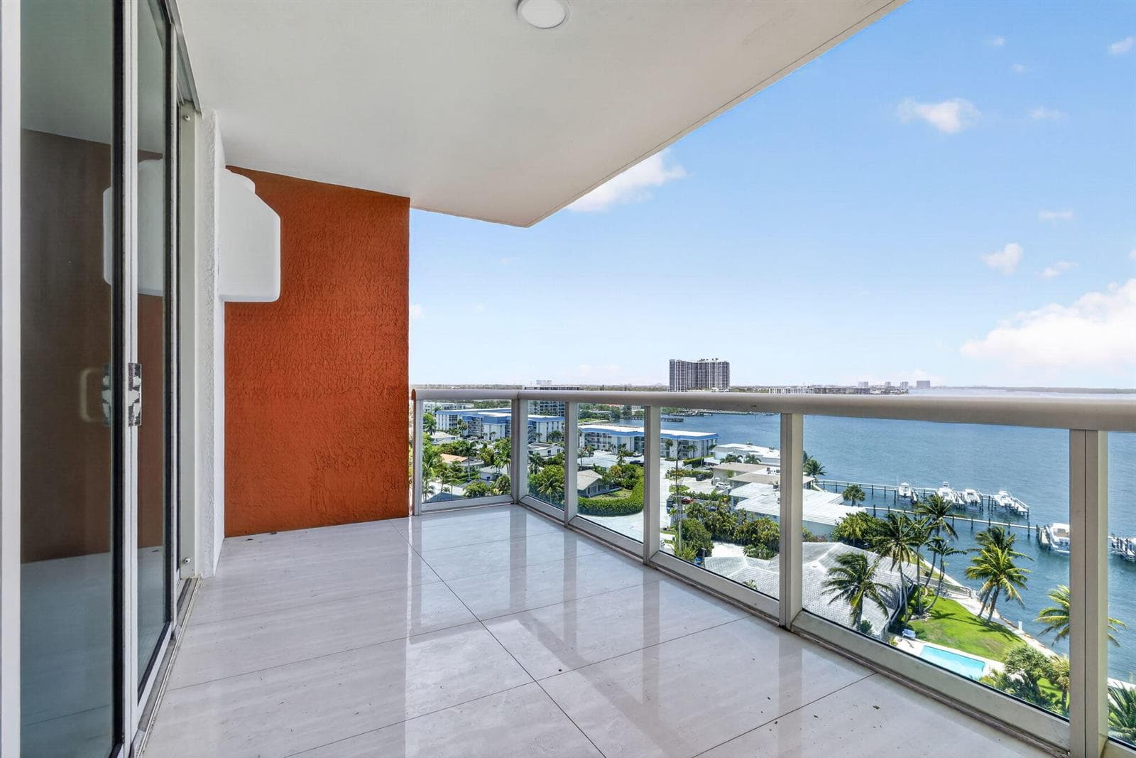 2650 Lake Shore Drive 1005 photo 16