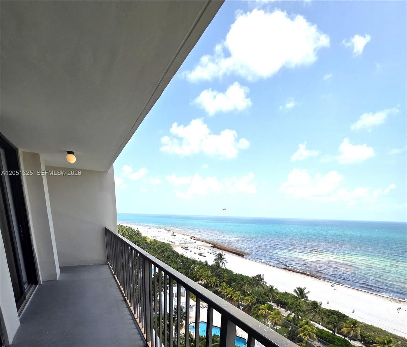 2625 Collins Ave 1506 photo 11