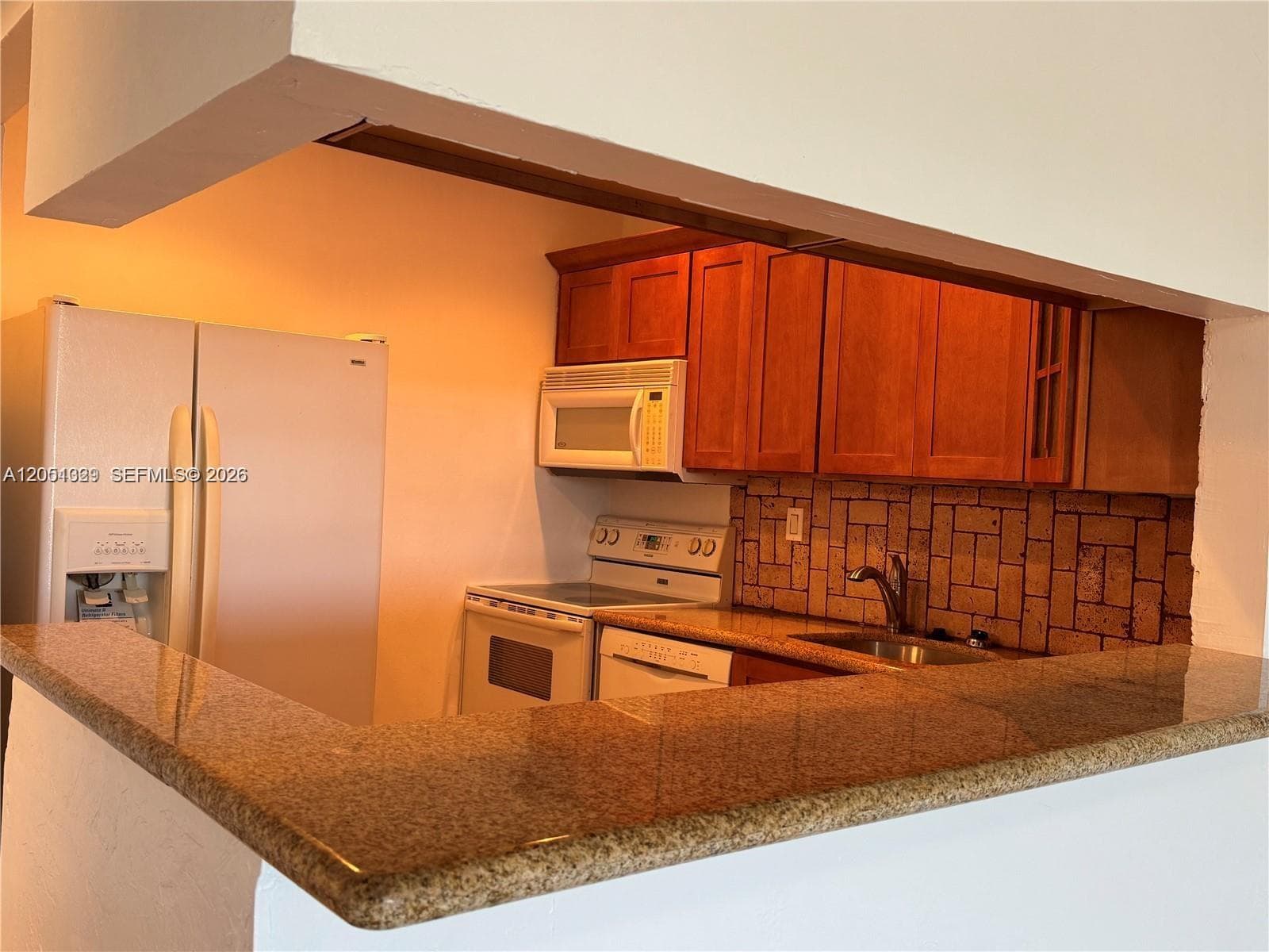 2600 NE 135th St 4J-A photo 14